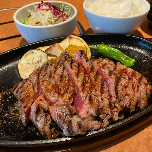 うどんは別腹（でぶ吉）:食楽苑 金魚 鉄板サーロインステーキセット 高松市 瓦町