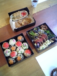 春のお花見弁当