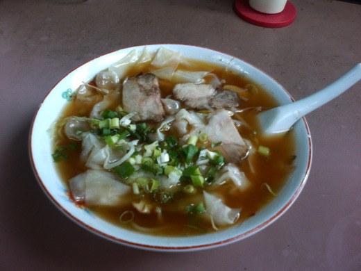 ともラーメン　ワンタンメン