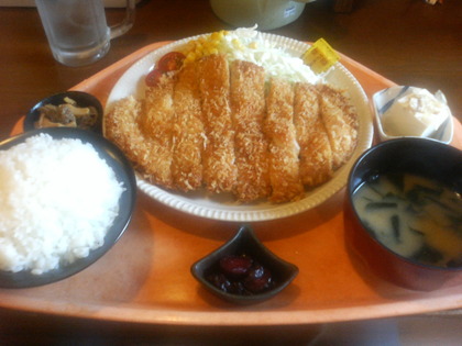 ほのぼの　チキンカツ定食