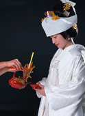 貴女は　どちら？