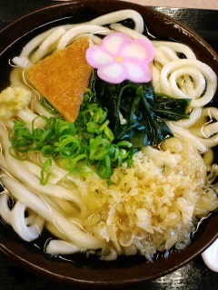 手織うどん滝音