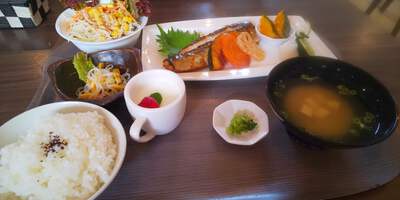 焼き鯖定食に・・・はまった！！^_^