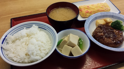 塩屋町食堂から・・・