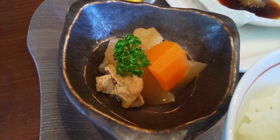 カフェ第二楽章の唐揚げ定食