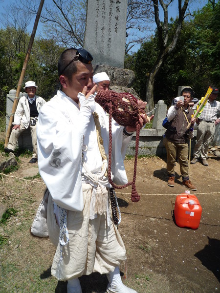 讃岐富士に登る。