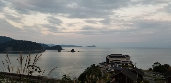 高知、黒潮本陣