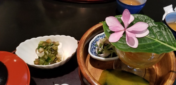 女性らしい心配りが見える「カフェド 彩花」