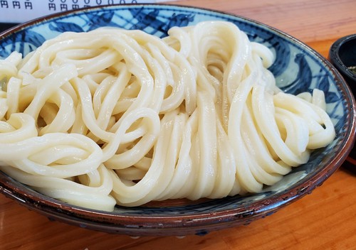 うどんも美味しいけど天ぷらも負けず美味しい