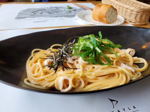 美しい海を眺めながらのランチ