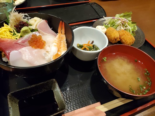 金魚のフンで付いて行ったランチ