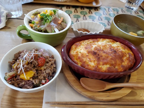 おしゃれなcafe kuguri（カフェくぐり）