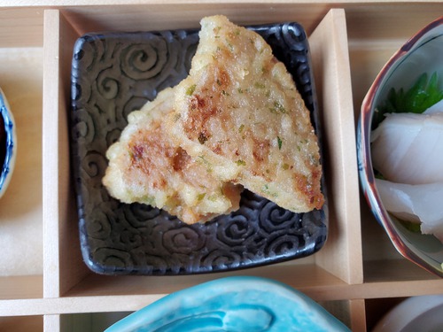 「風のじょうけい」楽しみな９種盛りランチ