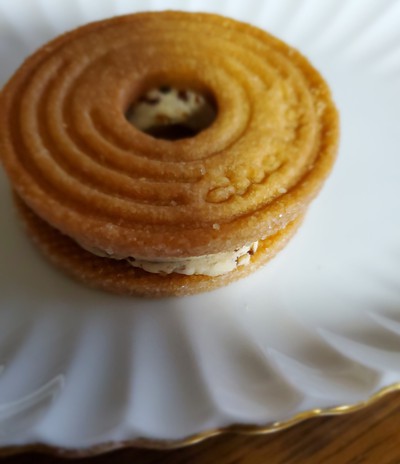 美味しいお菓子はあっという間になくなる。