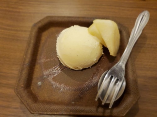「風のじょうけい」で夜の食事
