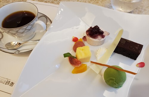 リニューアルオープンの時香でランチ