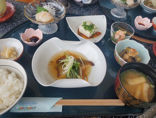 心地よ過ぎて長居したカフェランチ