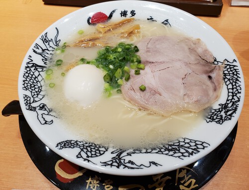 博多ラーメンは外せない「一幸舎」