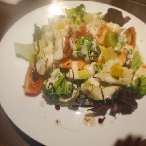 今日の夕飯は、渋右衛門さんで済ます。