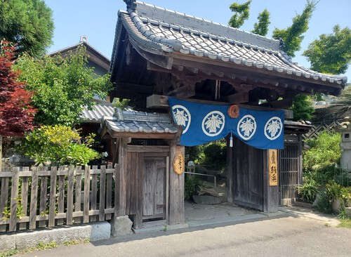 古民家カフェの輪楽でランチ
