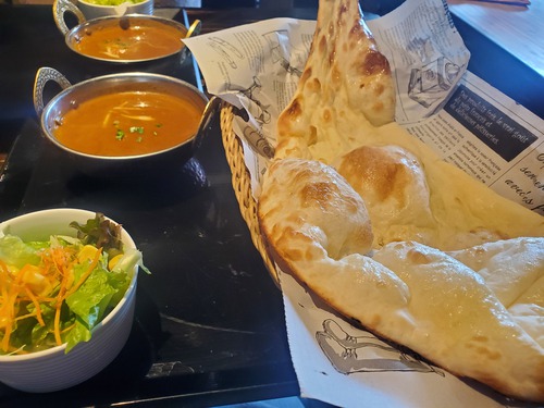 ナンが特に美味しいネパール料理のスーズカフェ