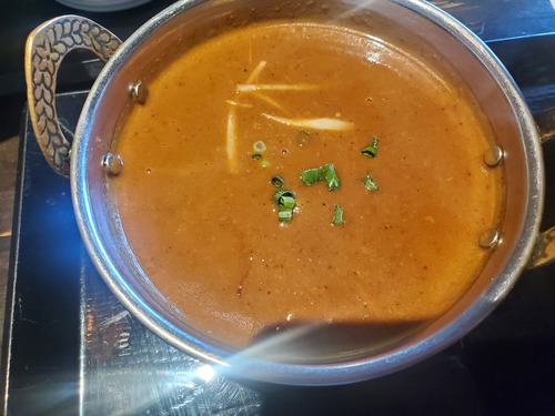 ナンが特に美味しいネパール料理のスーズカフェ