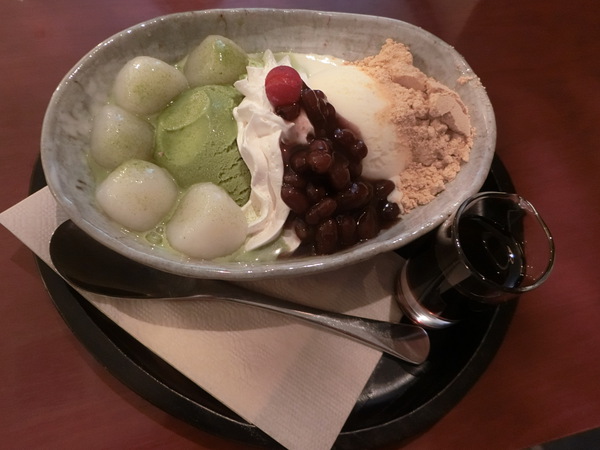 カフェ・アンジュで甘いもん