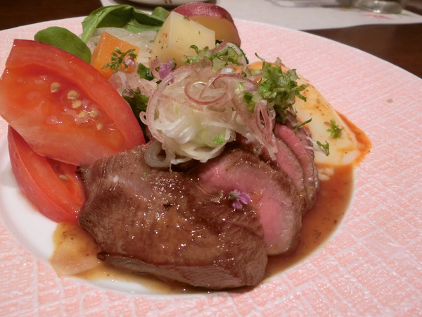 居酒屋なのに、この盛り付けに感動