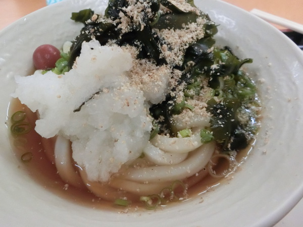 無料のトッピングに釣られて行ったうどん屋