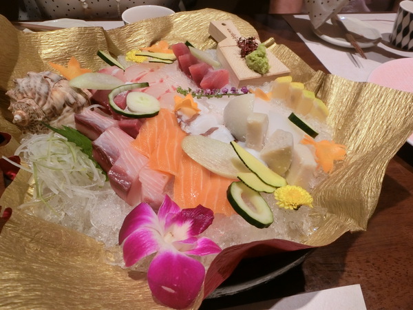 居酒屋なのに、この盛り付けに感動