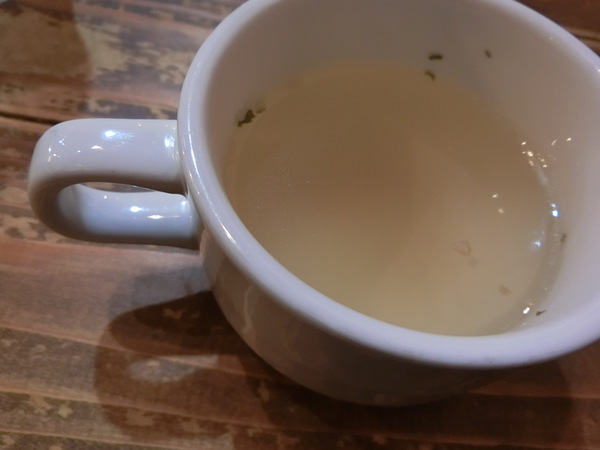 孫っちと行ったランチ店は、ステーキバル