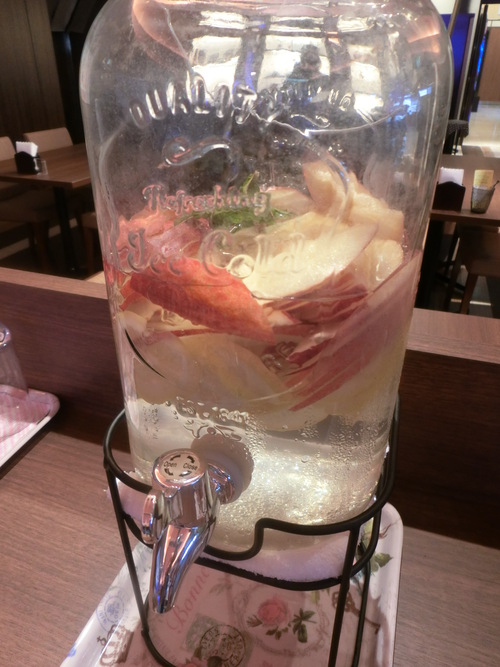 おしゃれなデトックスウォーターのサービス