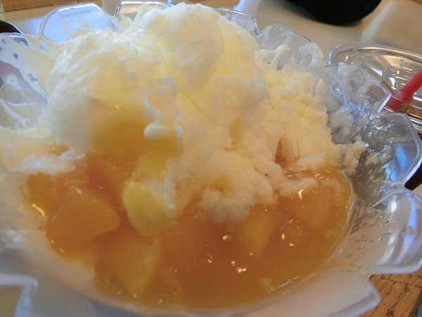 ミスドで「コットンスノーキャンディ」を食べてみた。