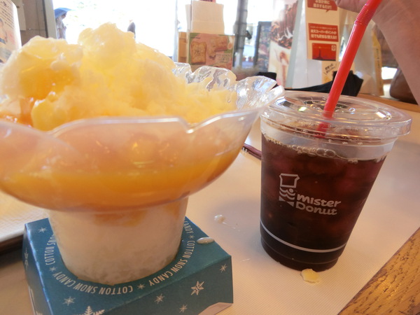 ミスドで「コットンスノーキャンディ」を食べてみた。