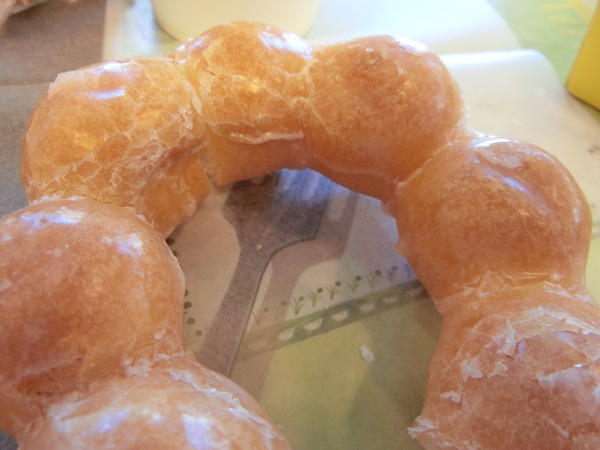 ミスドで「コットンスノーキャンディ」を食べてみた。