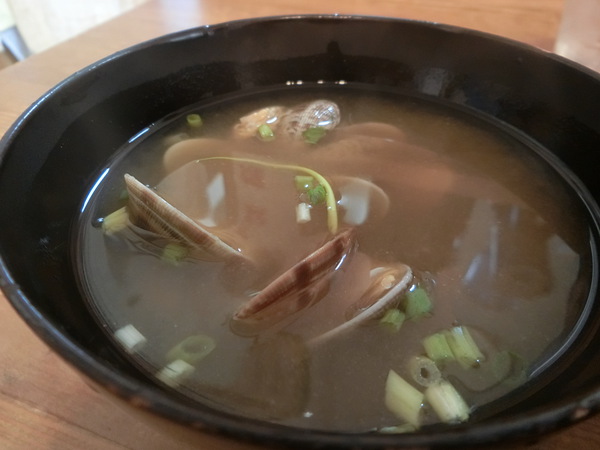 山の中だけど、みんなが行く「Café杢・杢」