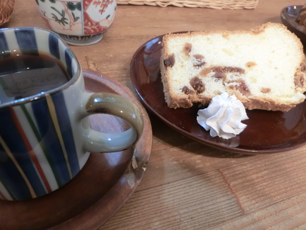 山の中だけど、みんなが行く「Café杢・杢」