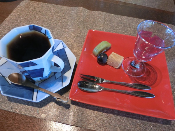 お茶会のあとのランチは『九十九庵』