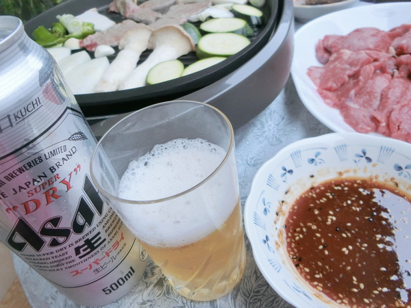 ふたりでベランダ焼肉パーティーとしゃれ込んだつもりが・・・