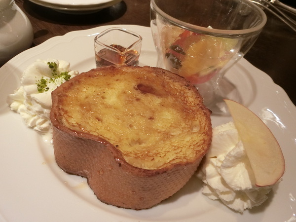ティーサロンでおしゃれなランチ