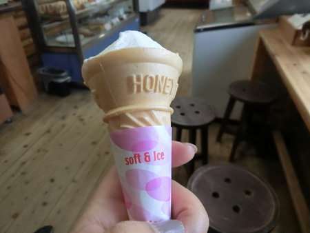 ポツンとパン屋さん