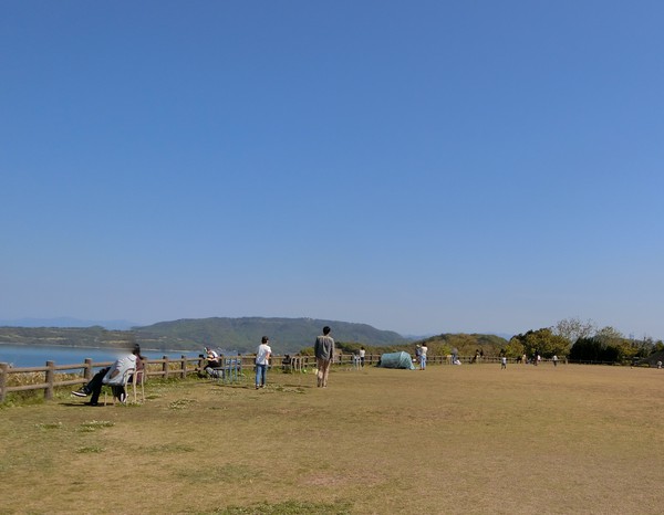 みんな行くところは同じだね。