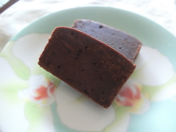 「TORAYA CAFE」の名物スイーツ「あずきとカカオのフォンダン」