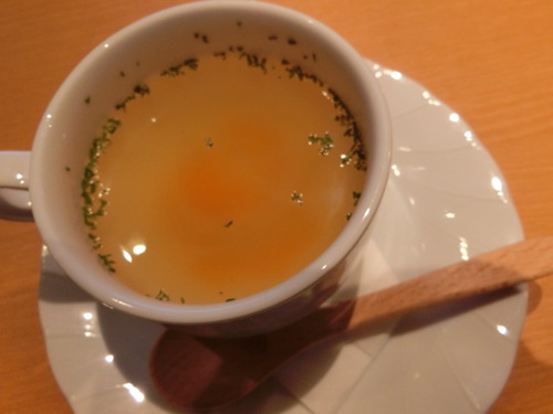 バルdiningあぶり　でランチ