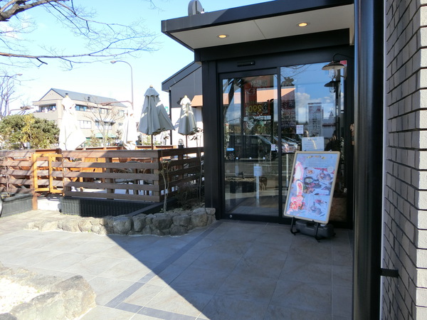 「むさしの森珈琲」でモーニング