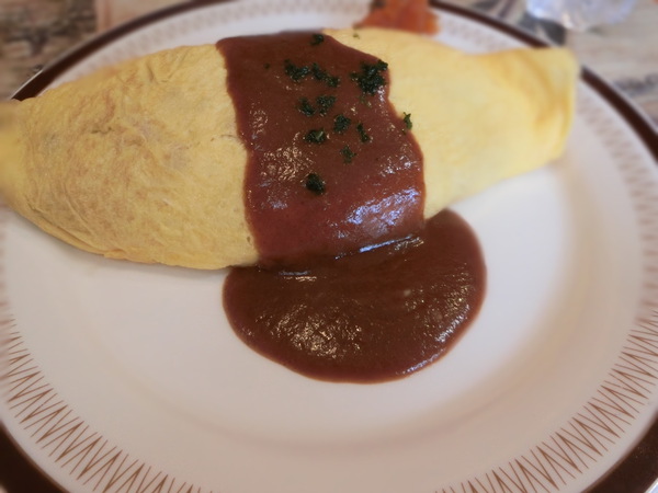 オープンの可愛いカフェ「マテラ」でランチ