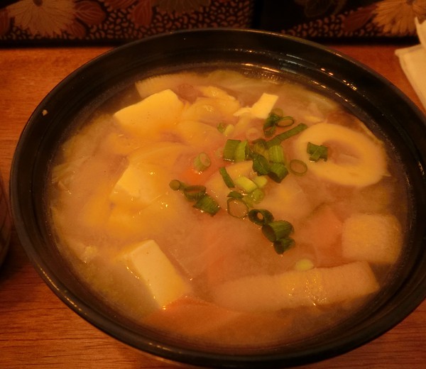 また、行きたいと思う山の中の「Cafe 杢・杢」