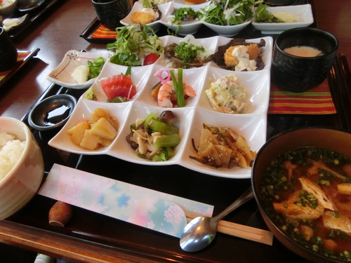 隠れ家和食　蔵人でランチ