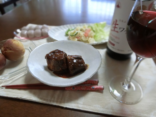 今夜は「ひとり食事」しながら、ブログアップだよ。