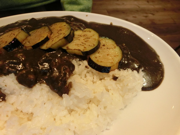 気になる船場カリー店へ行く。